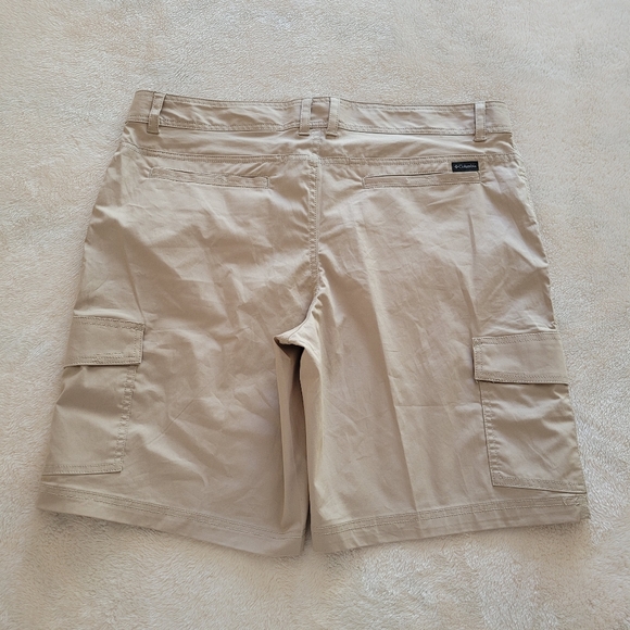 Columbia Other - Columbia Boulder Ridge Cargo Shorts, Men's Size Waist 38 NWOT - Fossil